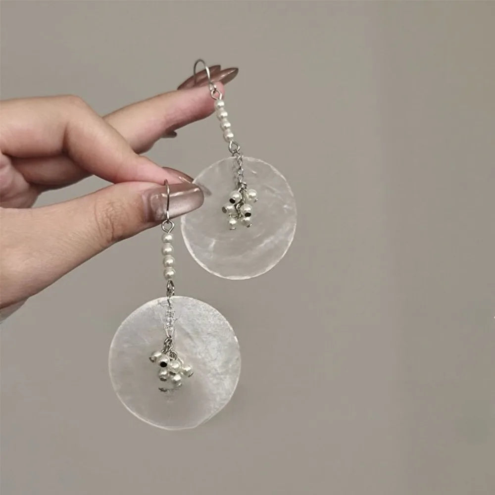 Trendy Natural Shell Disc Drop Earrings Silver Beaded Tassel Pearl Cluster Dangle Earrings for Women Boho Summer Beach Jewelry
