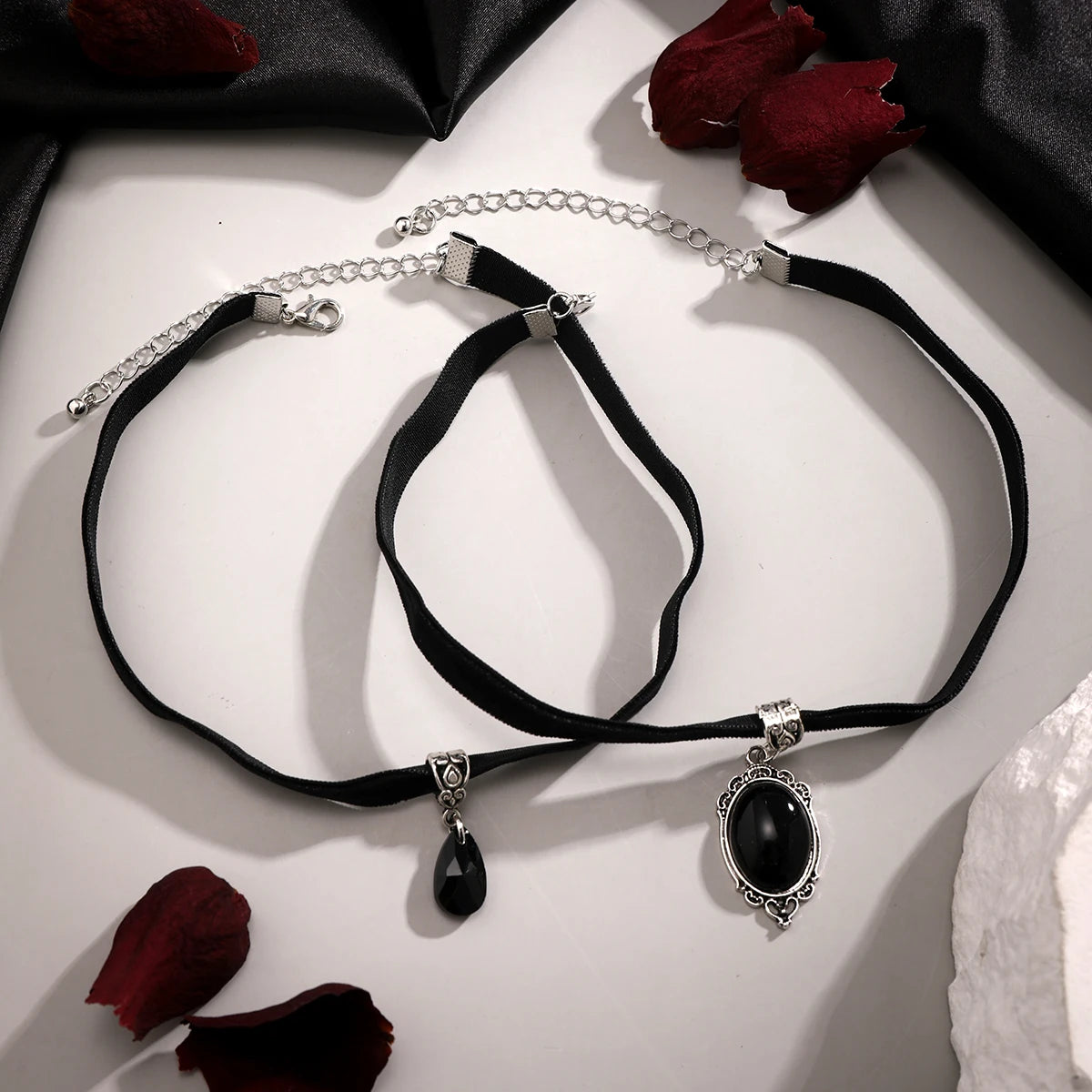 2Pcs Goth Korean Velvet Chain Water Drop Crystal Pendant Choker Necklace for Women Collares Adjustable Choker Halloween Jewelry - Charlie Dolly