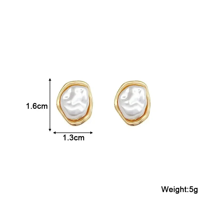 Geometric Irregular Round Pearl Earrings for Women Unusual Irregular Gold Color Metal Side Earrings Boho Trendy Jewelry Gift
