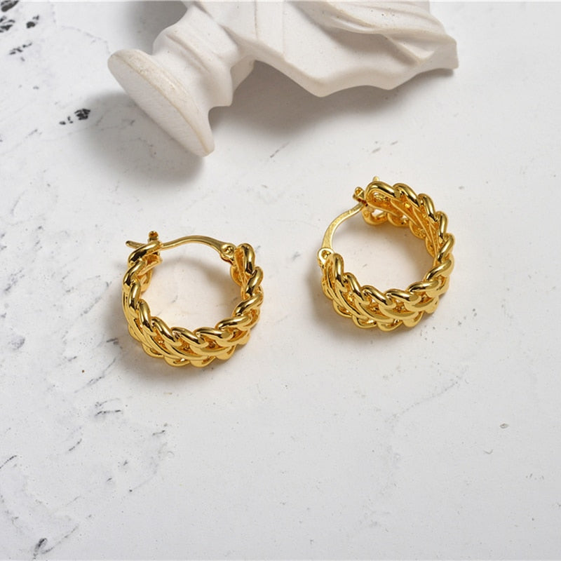 Peri'sBox Gold Color Small Twisted Hoop Earrings for Women Hollow Ear Piercing Huggie Earrings Simple Statement Round Earrings