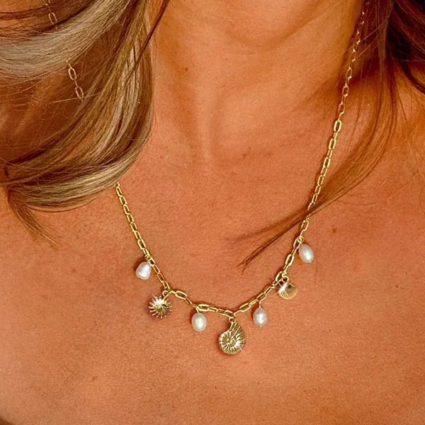 Waterproof Gold Titanium Steel Shell and Conch Paperclip Choker
