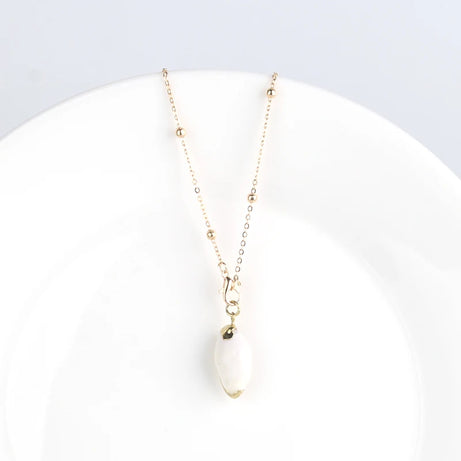 Conch Shell Boho Pendant Necklace