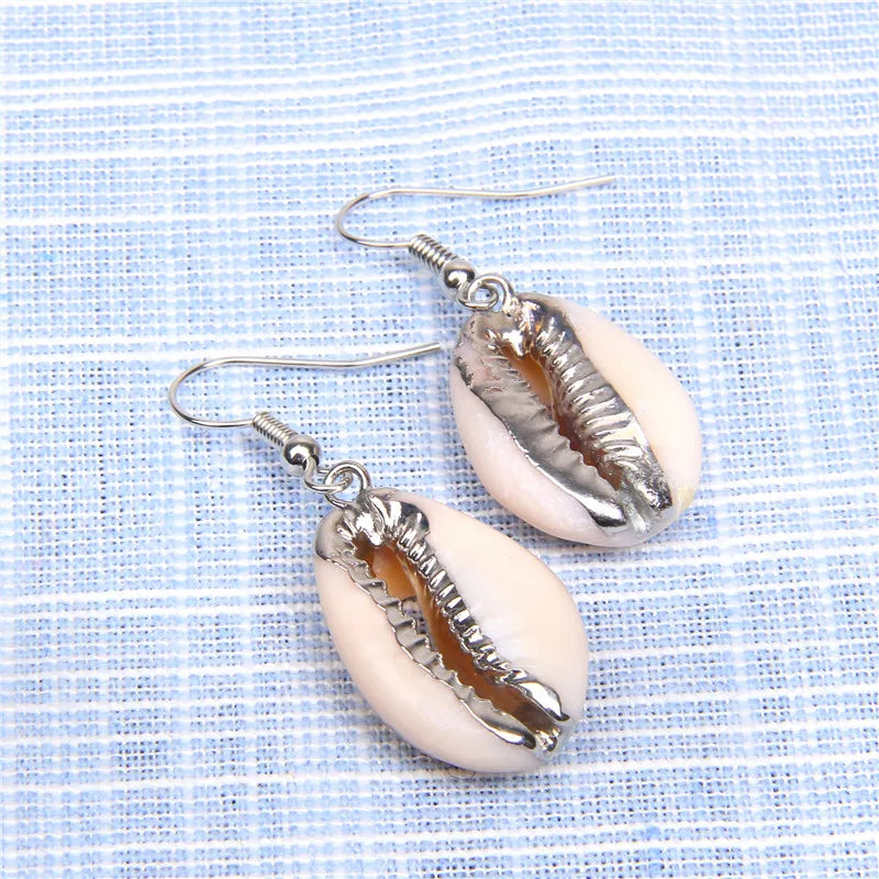 New In Natural Shell Sea Scallop Drop Earrings Boho Shell Drop Earrings for Women Femal Sea Beach Earrings Summer Jewelry Gifts