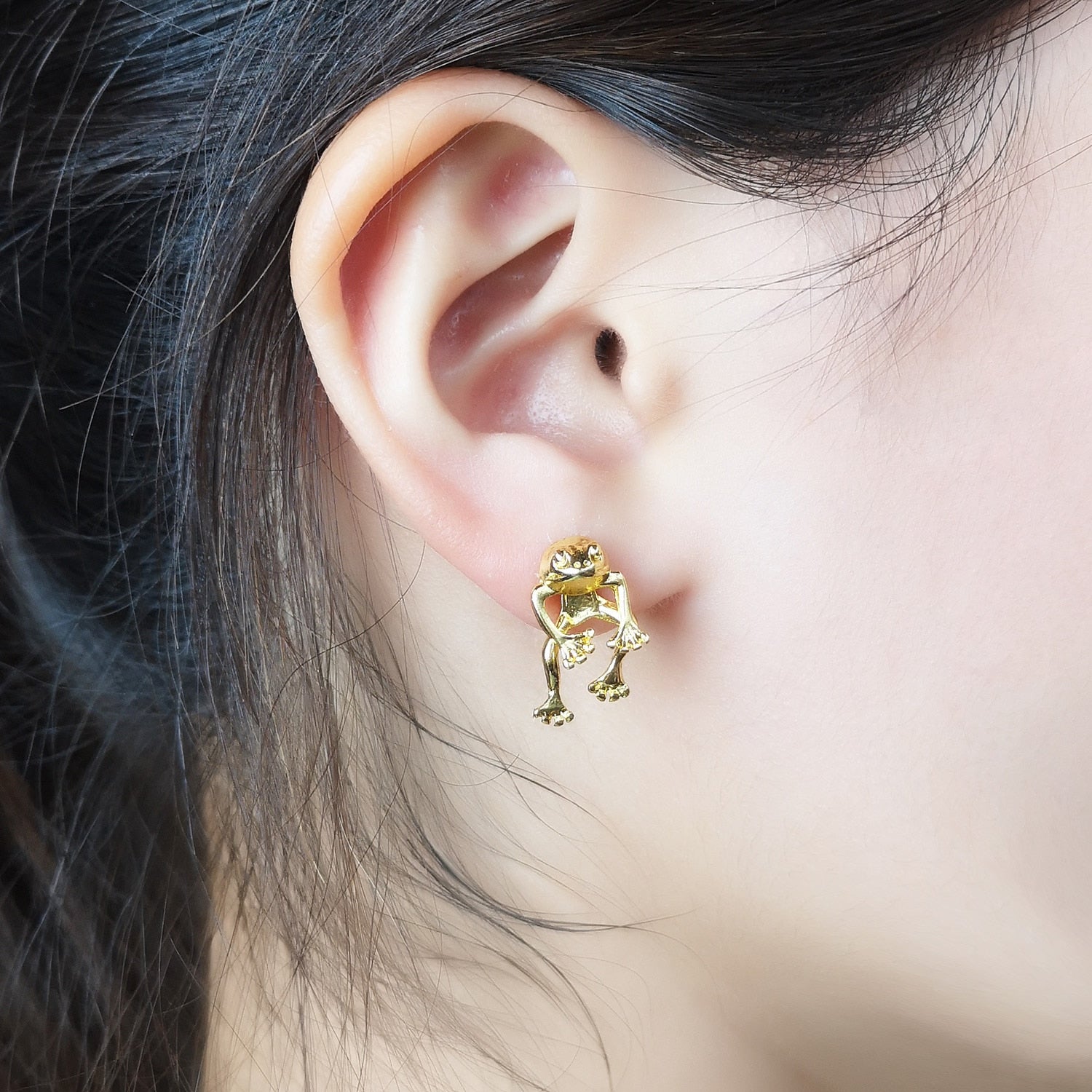 Cute Black Cat Stud Earrings for Women 