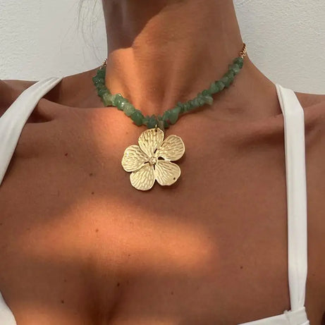 Boho Irregular Natural Stone Necklace For Women Exquisite Metal Flower Clavicle Chain Beach Party Jewelry Accessories Gift - Charlie Dolly