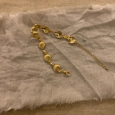 Golden Shell and Retro Flower Boho Bracelet