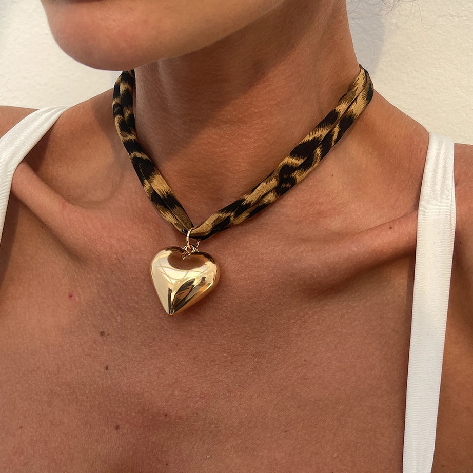 Conch, Starfish and Heart Ethnic Velvet Chain Necklace