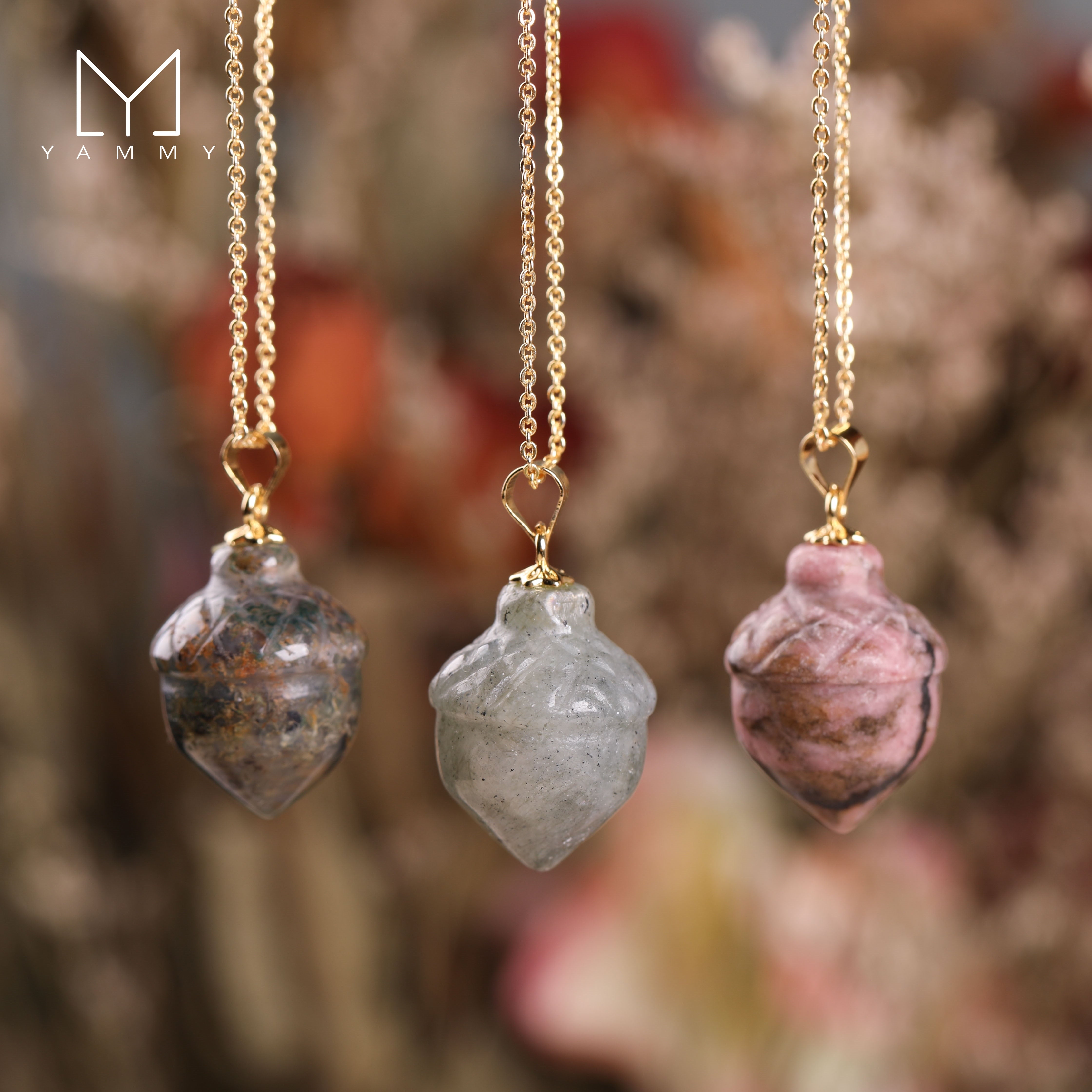 Yammy Crystal Acorn Necklace,Hand Carved Stone Acorn Pendant Gold Chain Necklace,Healing Meditation Energy Pendant Necklace - Charlie Dolly