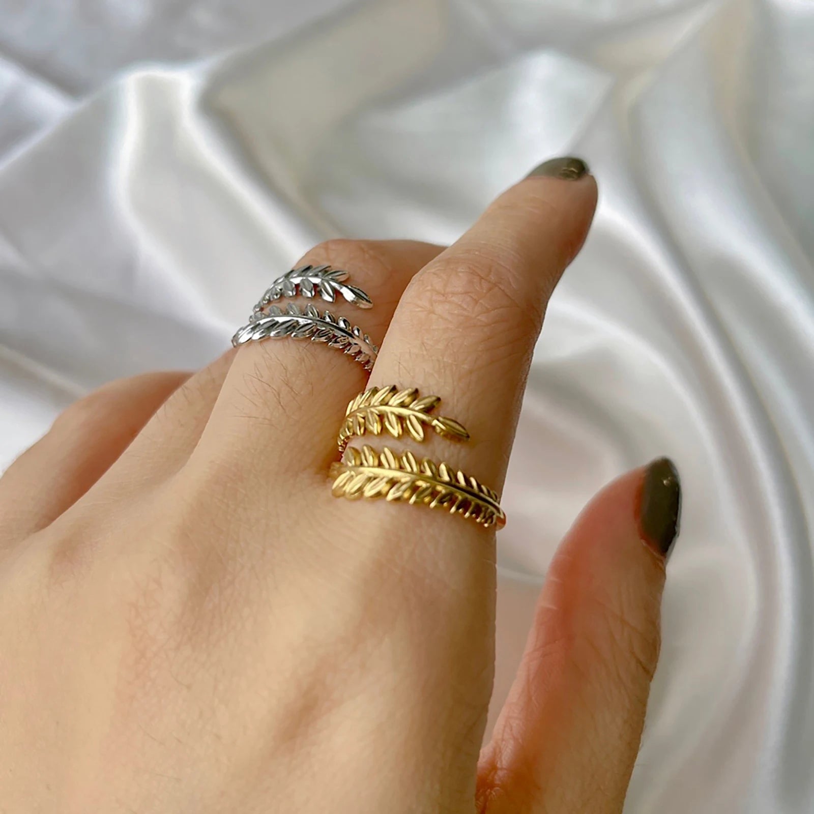 Skyrim New In Wheat Ears Leaf Ring Boho Stainless Steel Gold Color Open Women Rings 2025 Trendy Jewelry Valentine Gift Wholesale