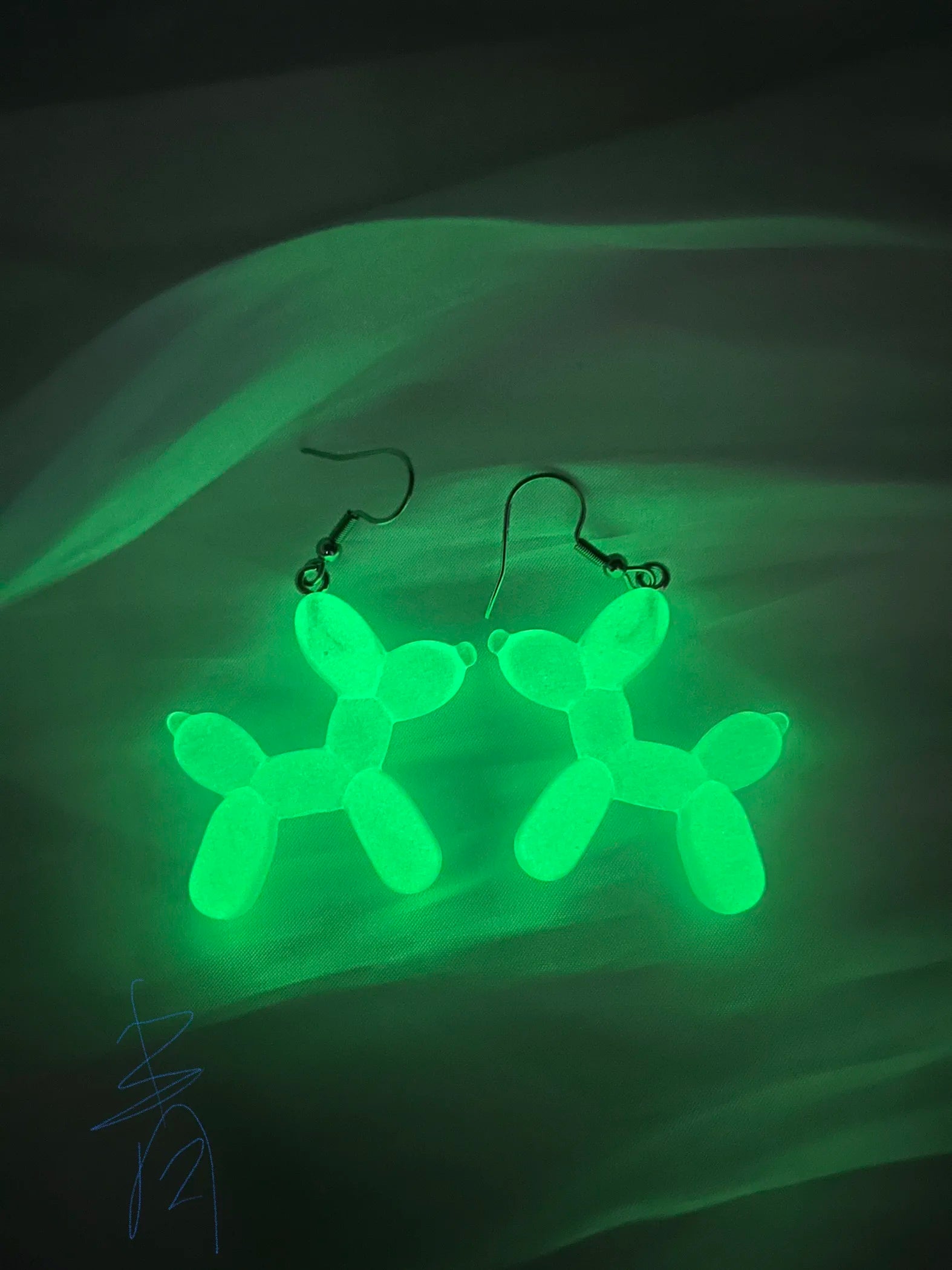 Ghost in Bottle Earrings Glow in the Dark Ghost Dangle Earrings Luminous Halloween Jewelry for Women and Girl - Charlie Dolly
