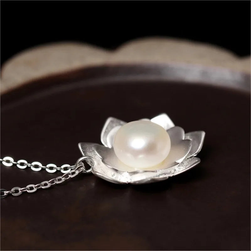 New Fashion 925 Sterling Silver Jewelry Female National White Lotus Shell Beads Pearl Flowers Pendant Necklaces  XL132