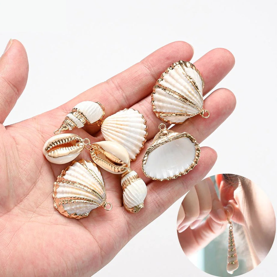 Conch Shell Boho Pendant Necklace
