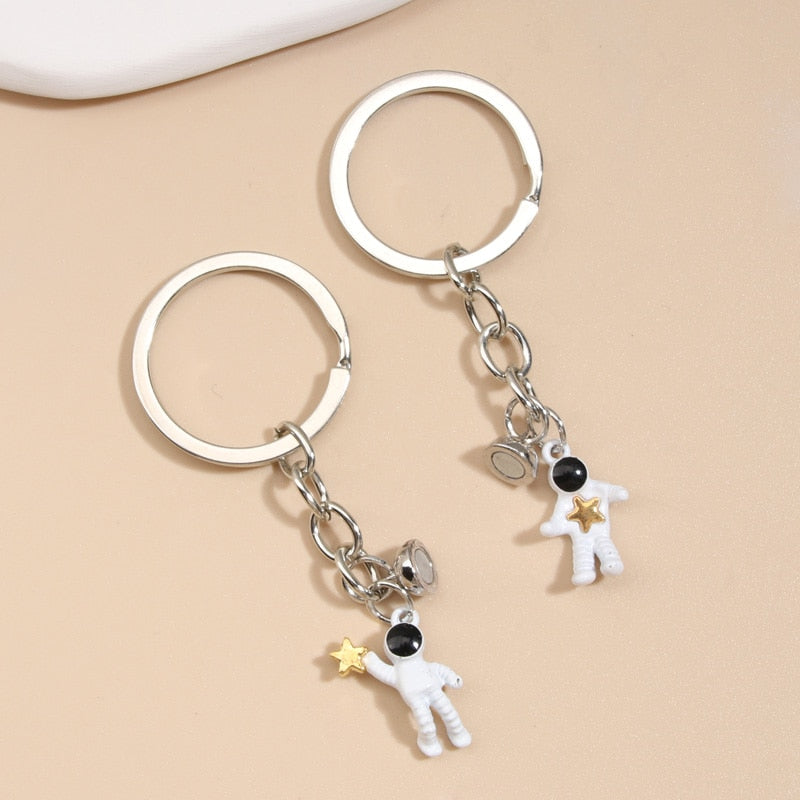 Design Keychain Astronaut Star Magnetic Button Key Ring Spaceman Key chains For Couple Friend Gifts DIY Handmade Jewelry - Charlie Dolly