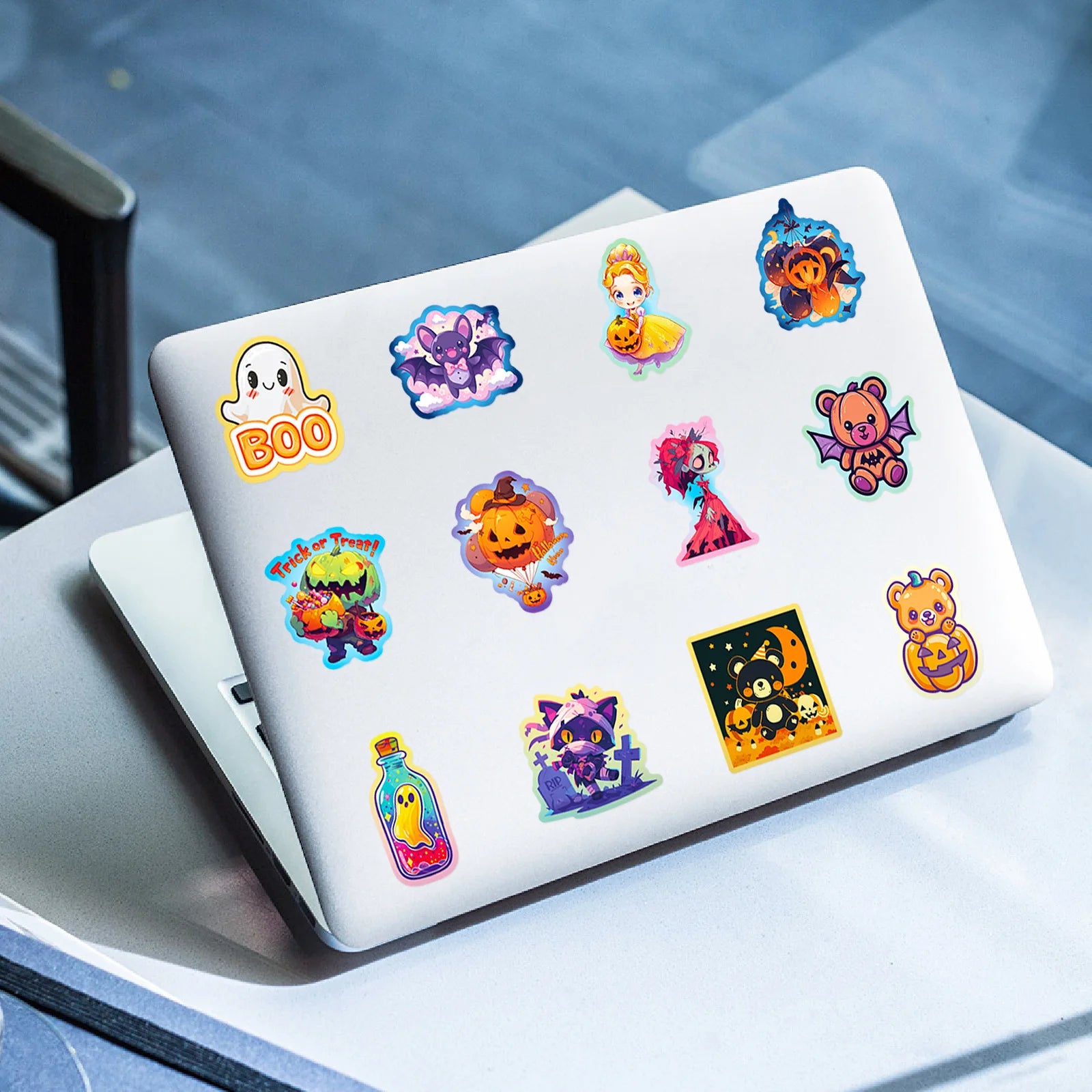 50pcs Halloween Pumpkin Bat Castle Graffiti Sticker DIY Laptops Water Bottles Phones Decorative Stickers Perfect Gift for Kids - Charlie Dolly