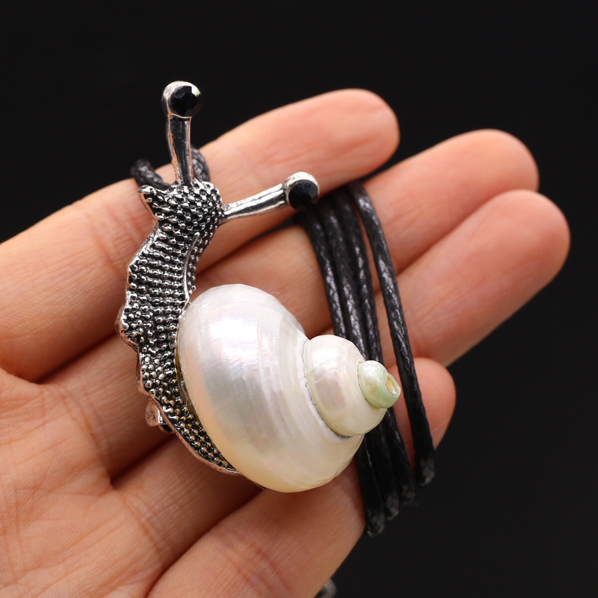1PCS Vintage Exquisite Snail Pendant Natural Shell Conch DIY Jewelry Leather Rope Necklace Accessories Gift Wholesale - Charlie Dolly
