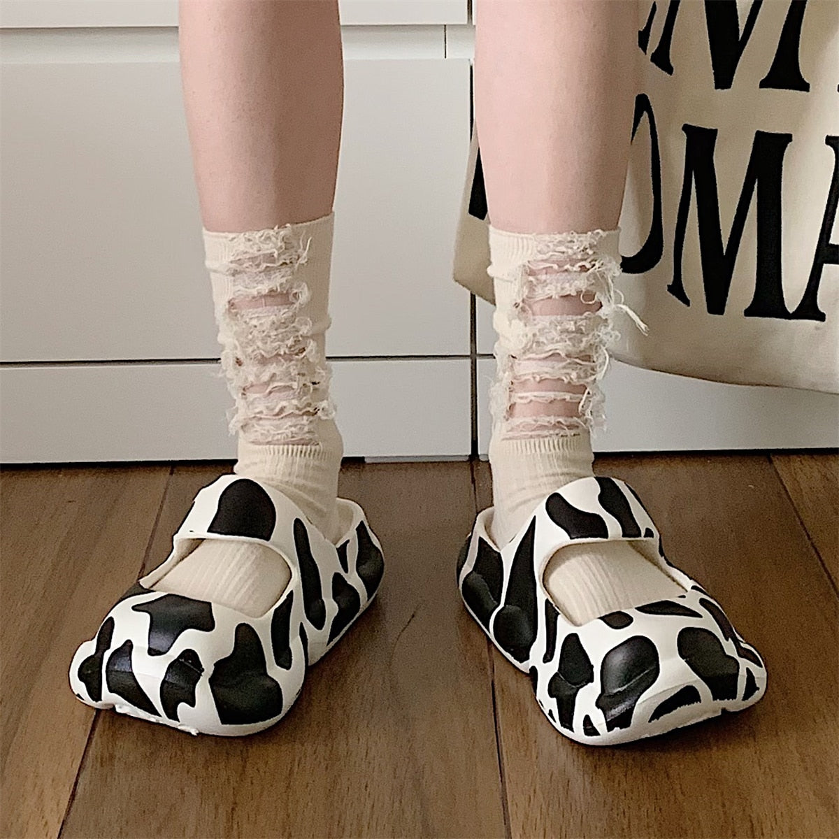 New Couples Stylish Adult Sandals Slip-Proof Thick-Soled Indoor Outdoor Slippers Men Flip Flops House Sleepers Shoes Woman Home - Charlie Dolly