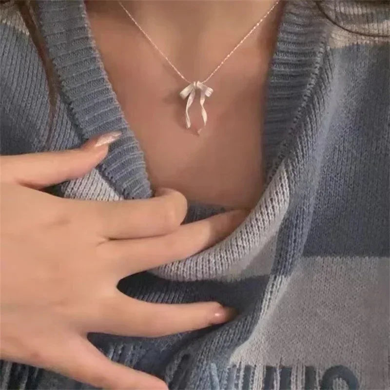 Bowknot قلادة قلادة رائعة سلسلة الترقوة قلادة الموضة الأنيقة للنساء مزاجه طوق سلاسل مجوهرات ساحرة