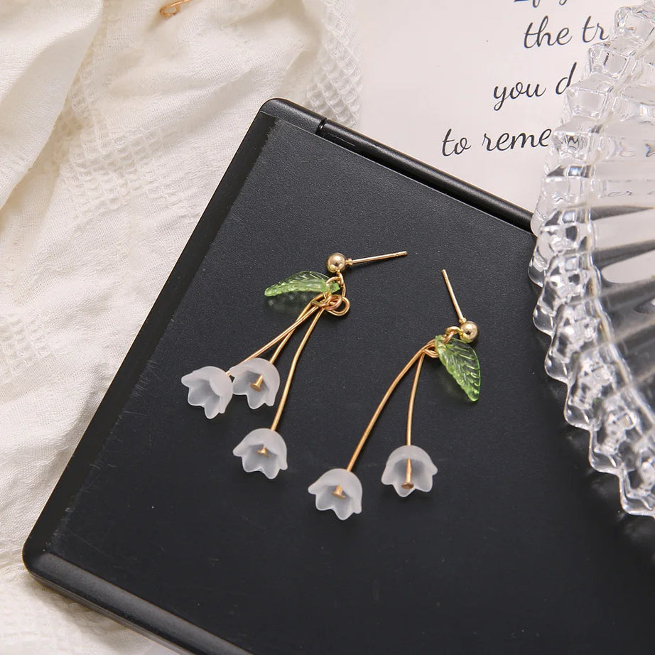 White Flower Crystal Long Drop Earrings Jewelry