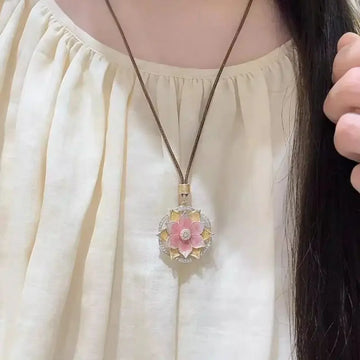 Metal Lotus Pendant Necklace for Women's Retro Chinese Style Jewelry