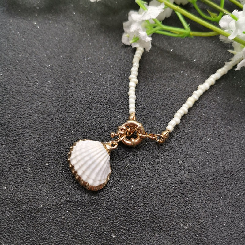 New Bohemian Colorful White Blue Beads Strand Choker Necklaces For Women Fashion Natural Shell Cowrie Pendant Necklace Jewelry - Charlie Dolly