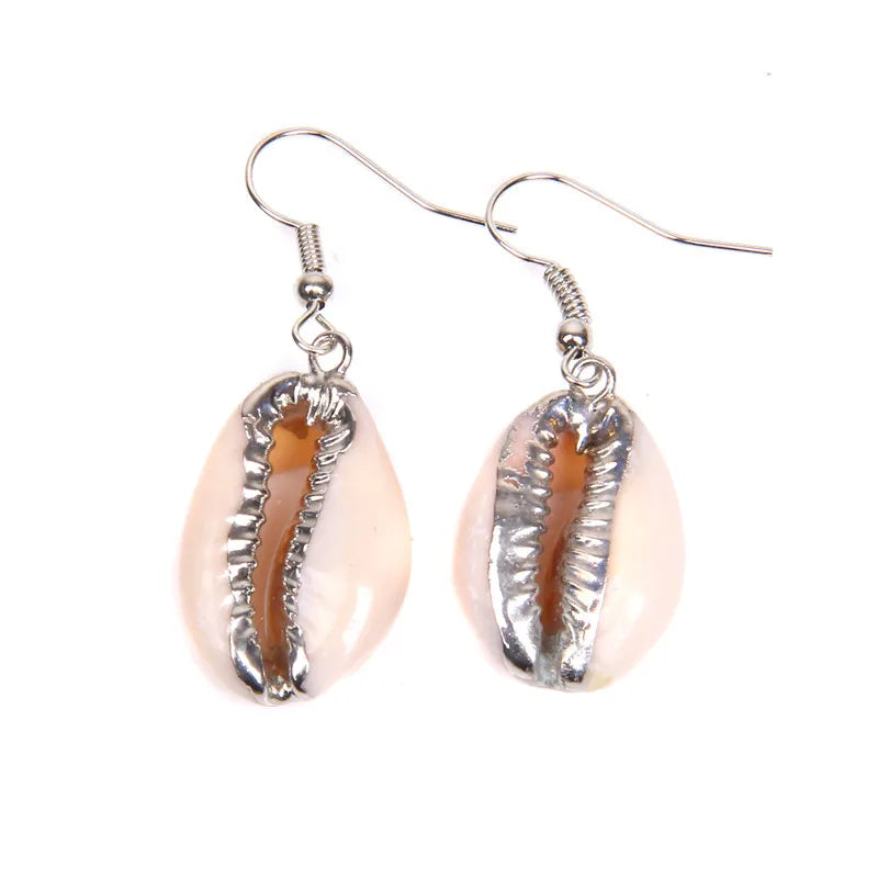 New In Natural Shell Sea Scallop Drop Earrings Boho Shell Drop Earrings for Women Femal Sea Beach Earrings Summer Jewelry Gifts