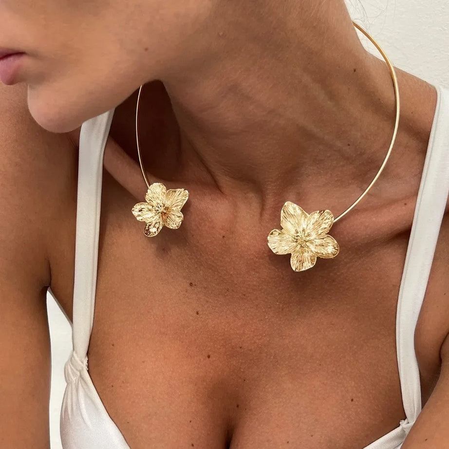 Gold Starfish and Shell Open Torque Choker Necklace