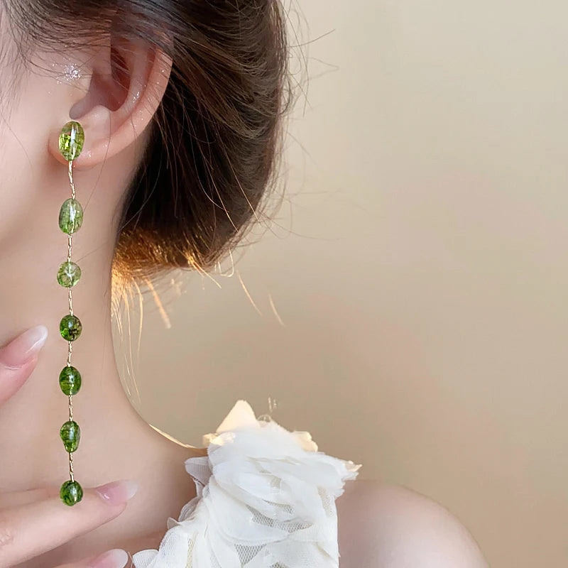 Design Inspired Green Imitation Natural Stone Beads Gold Color Chain Long Tassel Earrings For Womens Fashion Jewelry Accessories