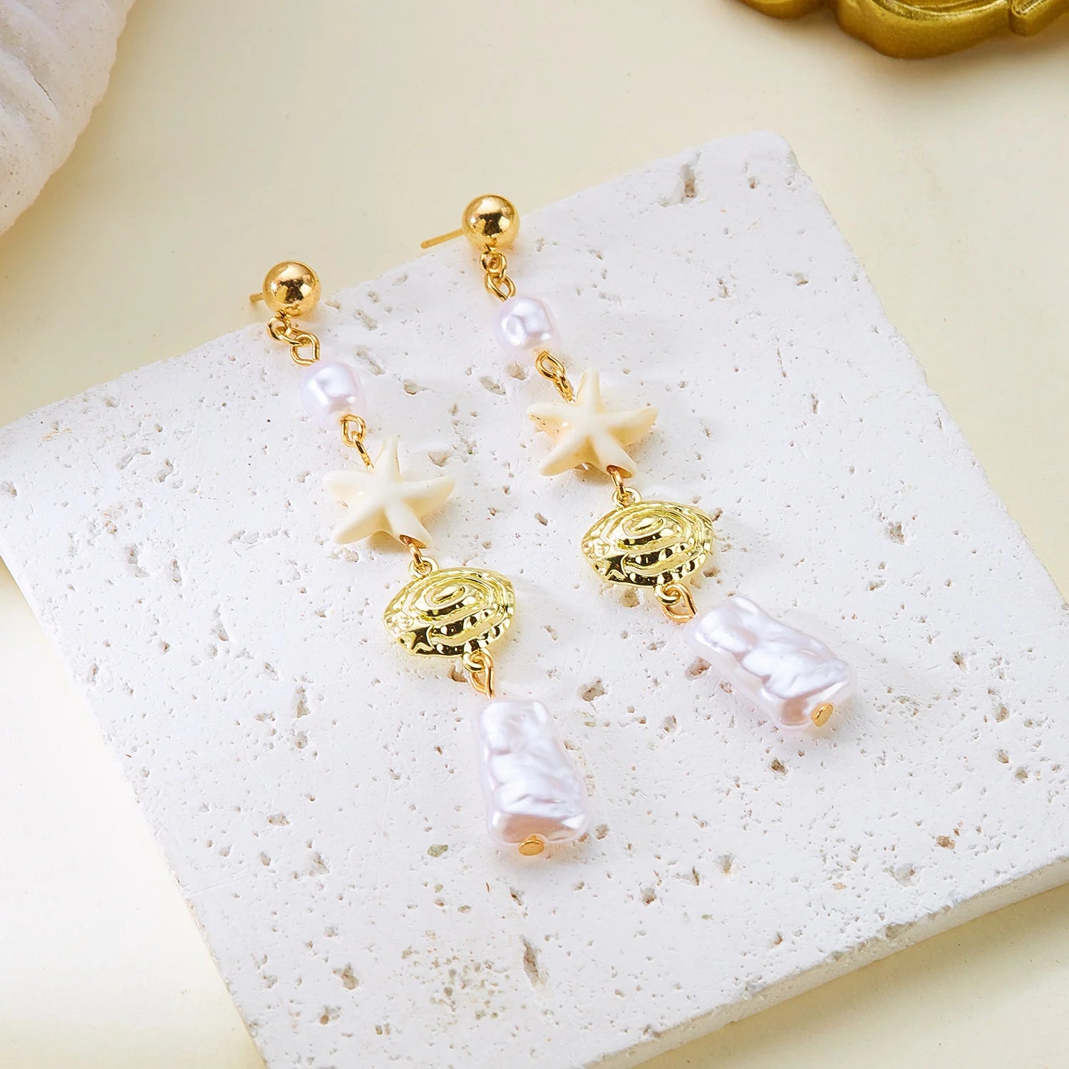 Boho Elegant Imitation Pearl Seashell Dangle Earrings For Women Creative Clustered Pear Shell Tassel Earring Beach Party Jewelry