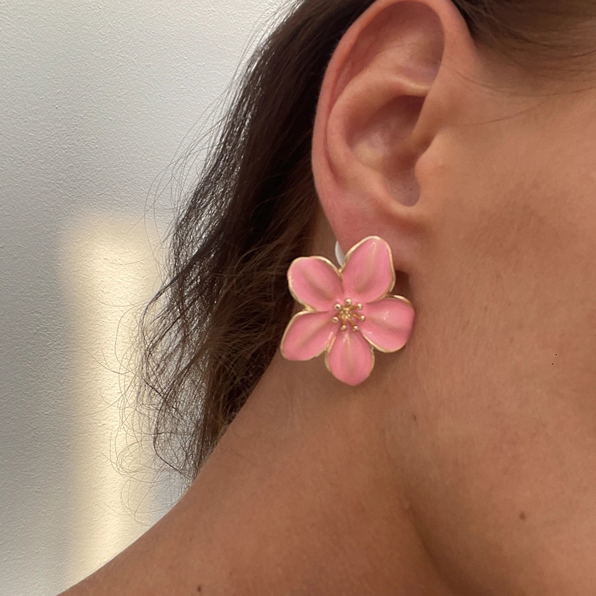 Ingemark Boho Y2K Colorful Drip Oil Petal Flower Stud Earrings Women Sweet Exquisite Piercing Earrings Bridal Aesthetic Jewelry