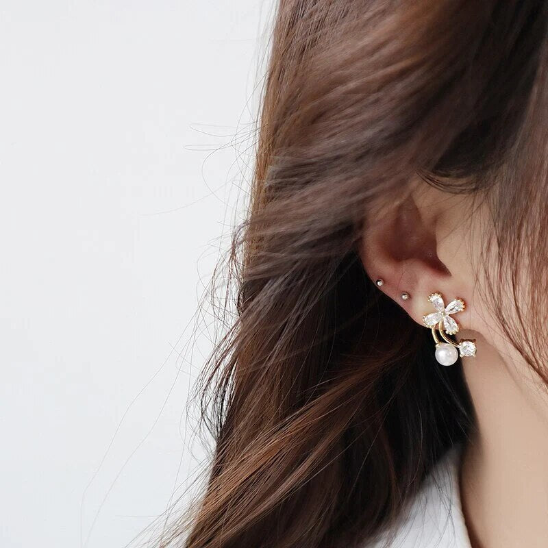 Huitan Temperament Sweet Flower Stud Earrings with Simulated Pearl Korean Fashion Ear Piercing Earrings Women Statement Jewelry - Charlie Dolly