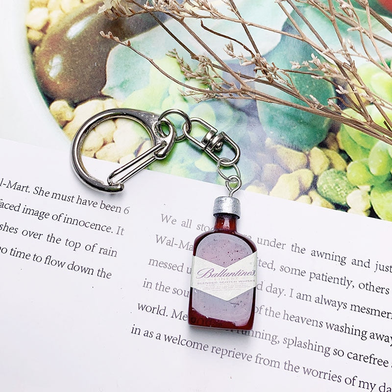 Wine Bottle Keychain Resin Simulation Mini Beer Cocktail Men Women Boyfriend Key Chain Alcohol Lovers Father's Day Gift - Charlie Dolly