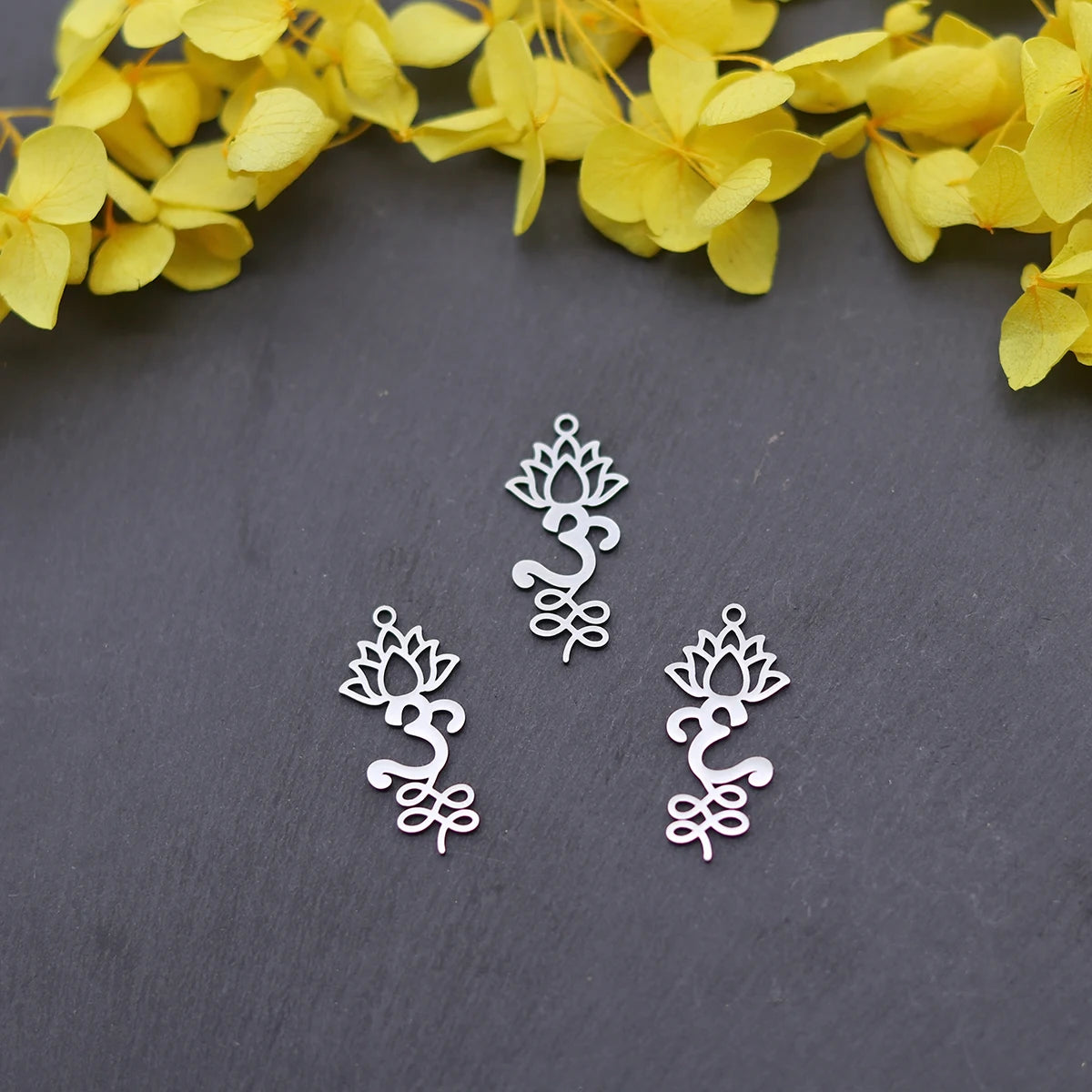 3PCS DIY Amulet Lotus Flower Yogo Buddha Stainless Steel Pendant Charm For Jewelry Making Necklace Religion Crescent diy Supplie