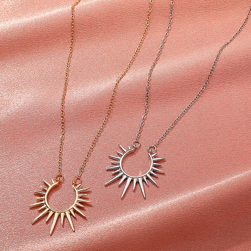 Vintage sun flower pendant necklace - Charlie Dolly