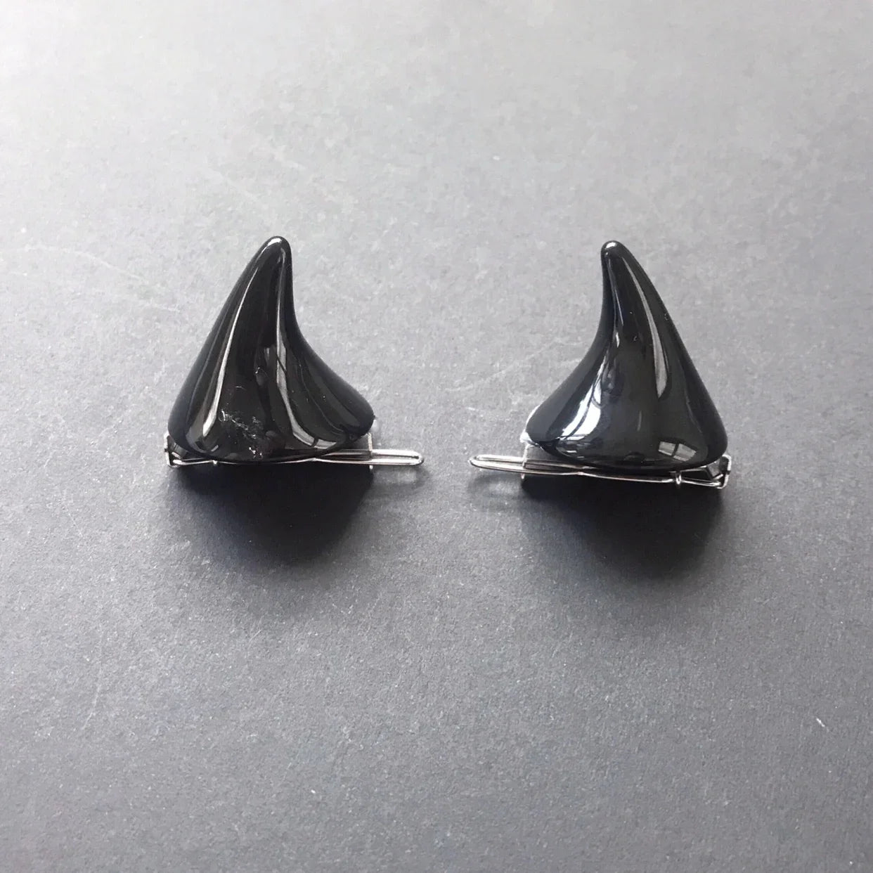 2pcs Small Demon OX Horn Hairpins Party Cosplay Costume Pin Hairpins Costume Horn Halloween Hair Accessories Hairclip - Charlie Dolly