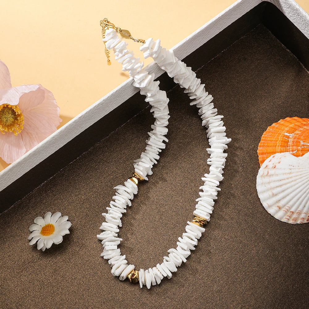 ZMZY Bohemian Puka Shell Chain Necklace Men's Bead Chain Clavicle Necklace Trend Neck Jewelry Hawaiian Beach SeaShell Choker