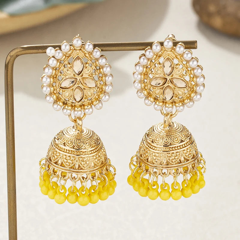 Vintage Waterdrop Design Inlaid Pearl Rhinestone Indian Earrings for Women Ethnic Boho Carved Small Bell Earrings Jhumka Jewelry
