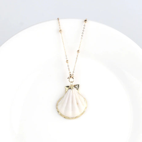 Conch Shell Boho Pendant Necklace