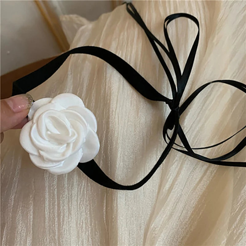 Women's Gothic Lace Choker Necklace Retro White Velvet Clavicle Chain Punk Collar Choker Steampunk Party Halloween Jewelry Gift - Charlie Dolly