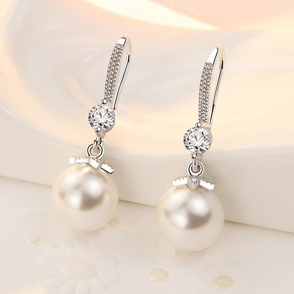 Exquisite Fashion Silver Color Water Imitation Pearls Drop Earrings for Women Shiny Red Green Round Imitation Pearls Earrings - Charlie Dolly