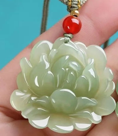 New Hotan Jade Lotus Flower Pendant Charm Jadeite Green Stone Natural Emerald Necklace Gift Women Men Talismans Necklace Jewelry