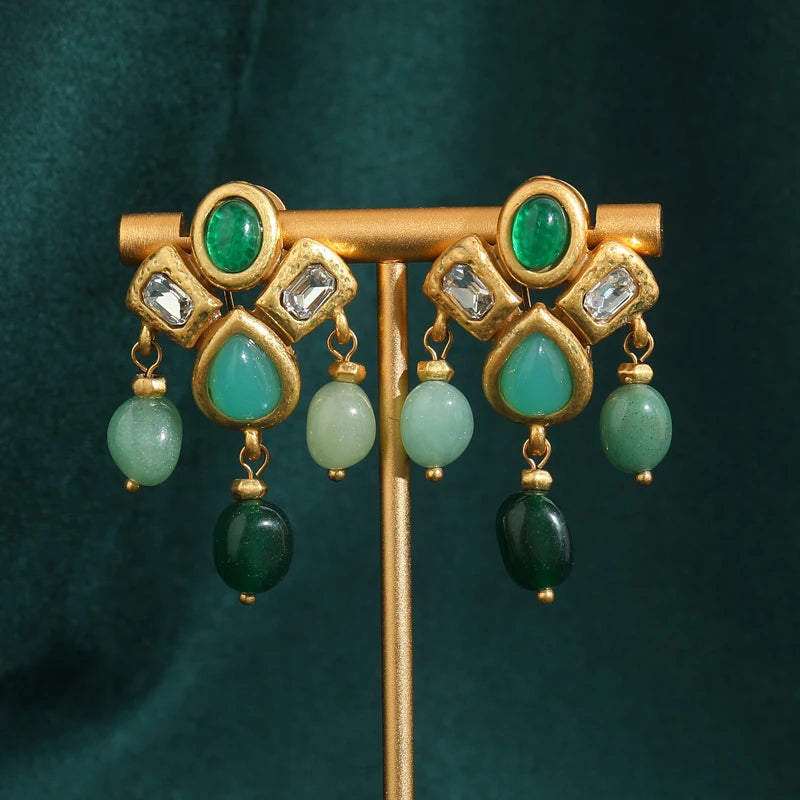 القوطية خمر قطرة استرخى أقراط للمرأة شرابات قطرات الماء الحجر الأخضر الطبيعي الذهب اللون العتيقة مجوهرات مصمم جديد