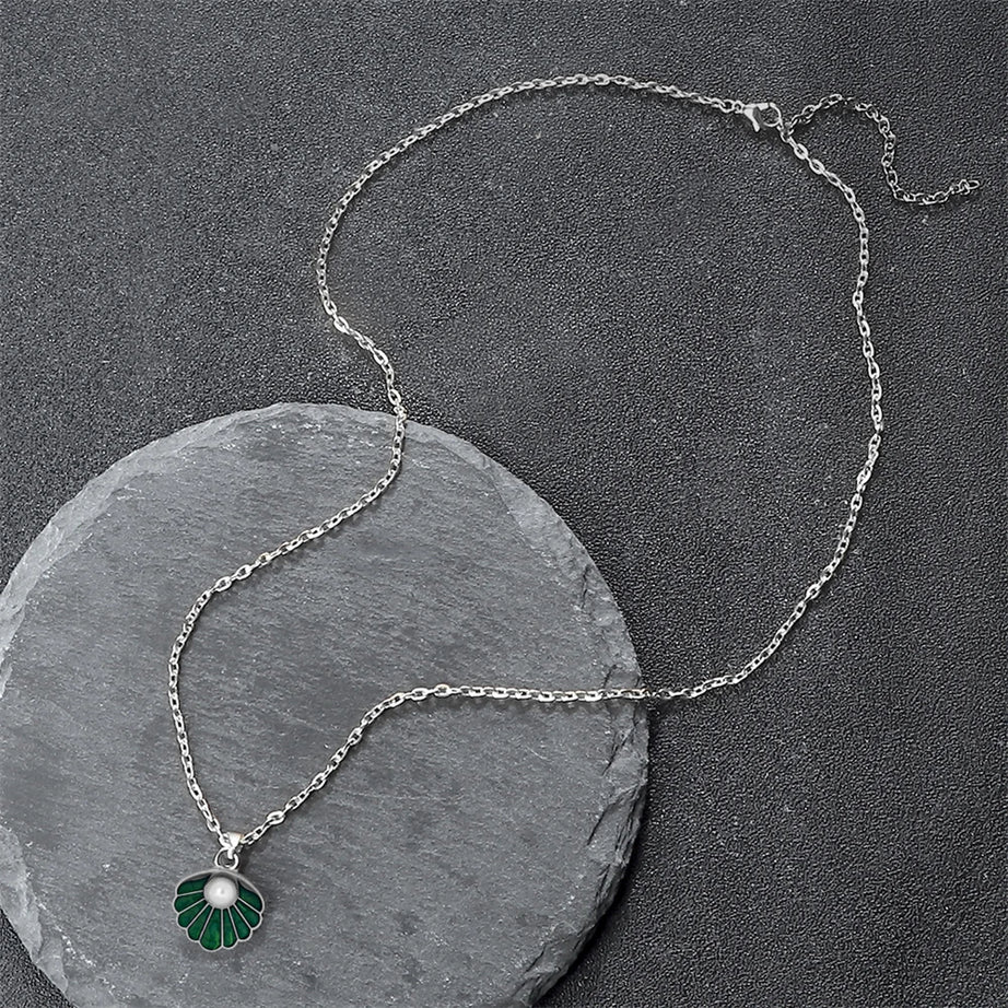 Shell and Pearl Pendant Boho Necklace