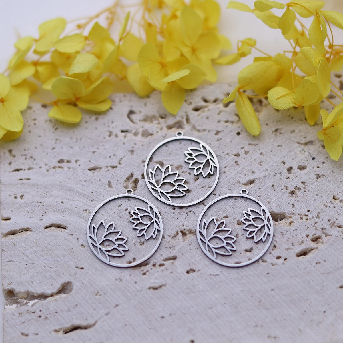 3PCS DIY Amulet Lotus Flower Yogo Buddha Stainless Steel Pendant Charm For Jewelry Making Necklace Religion Crescent diy Supplie
