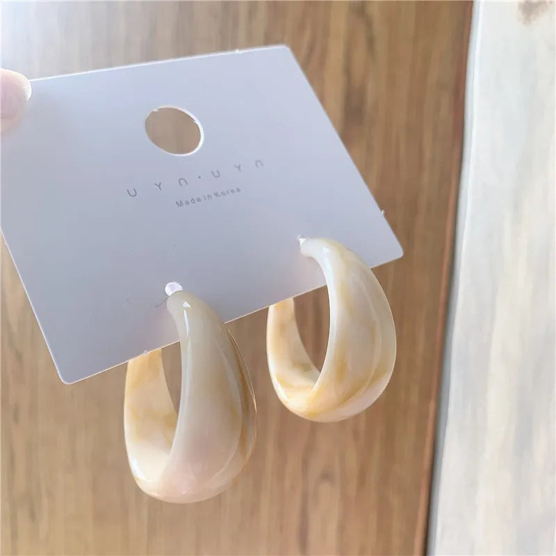 Korean Fashion C-Shape Resin Hoop Earrings for Women New Multicolor Geometric Circle Acrylic Earring Hoops Boho Jewelry Gifts
