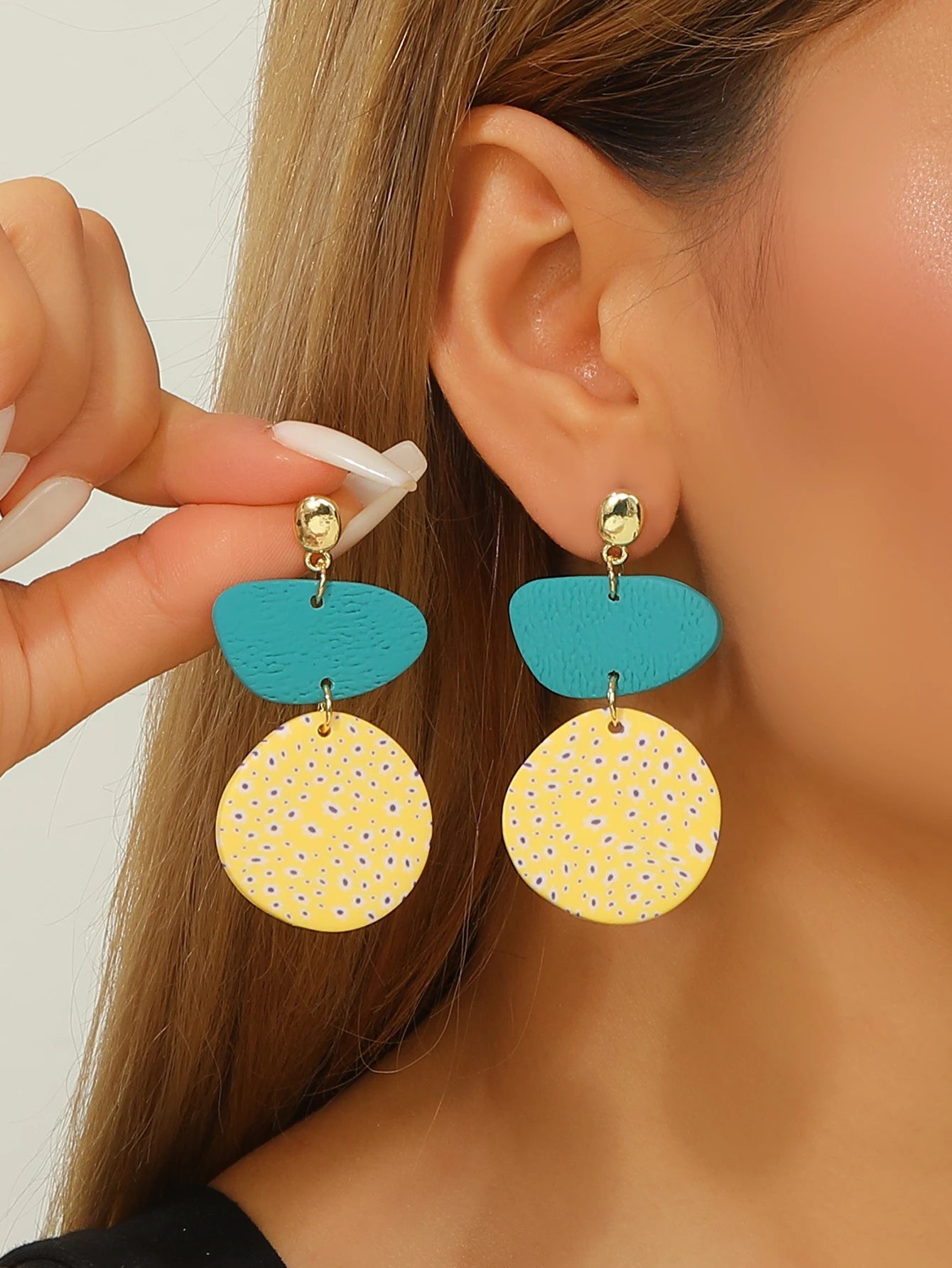 Women's Lightweight Boho Geometric Dangle Earrings with Confetti Arch Disc Polymer Clay Statement Jewelry for Work Party Travel