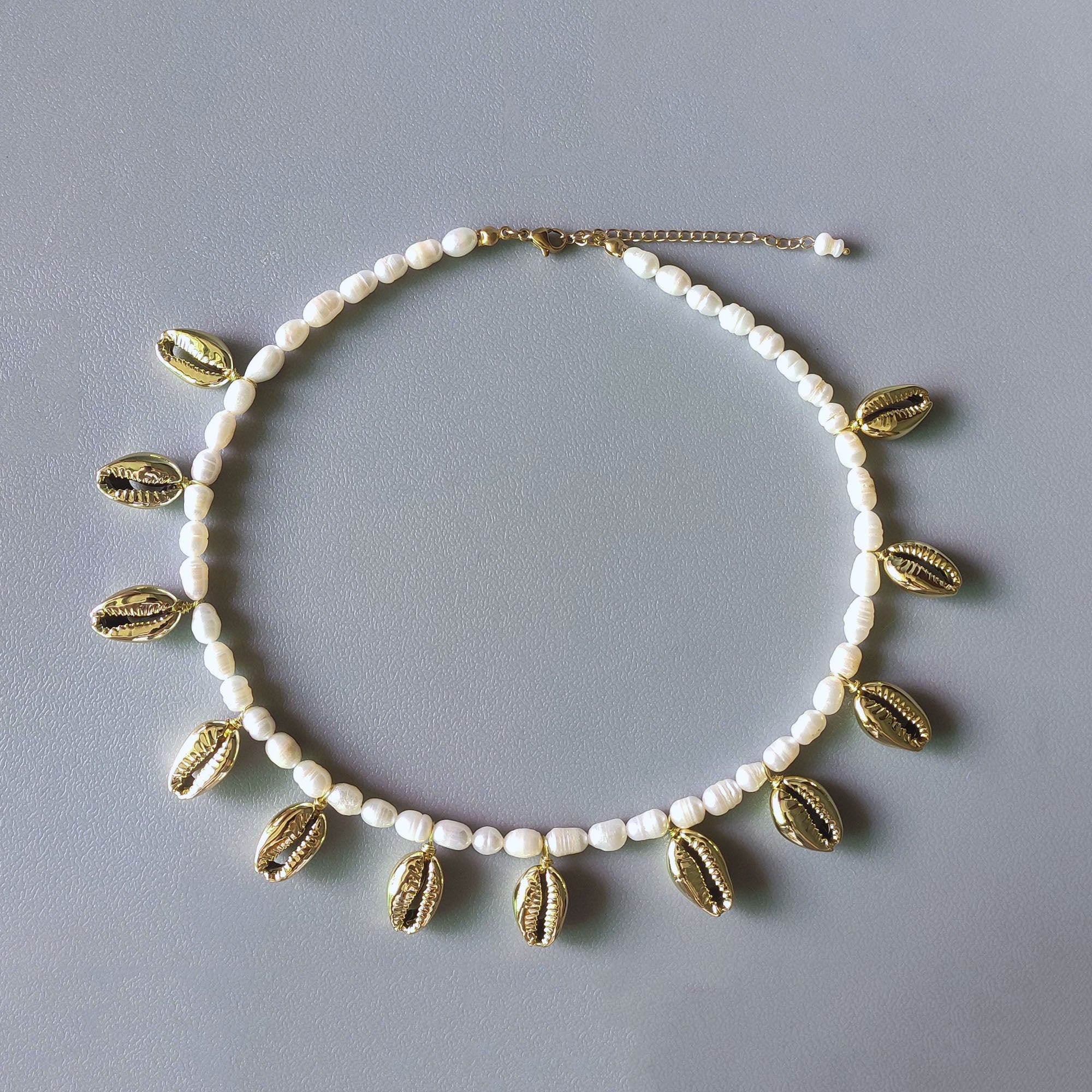 Dongmu Jewellery 2022 Bohemian Style Fashion Original Handmade Beach Shell Lady Necklace Alloy Pendant Exquisite Jewelry - Charlie Dolly