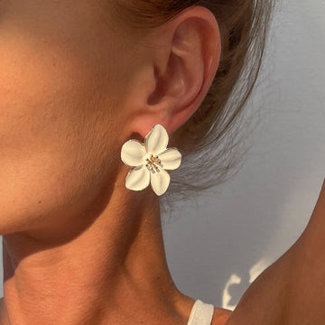 Ingemark Boho Y2K Colorful Drip Oil Petal Flower Stud Earrings Women Sweet Exquisite Piercing Earrings Bridal Aesthetic Jewelry