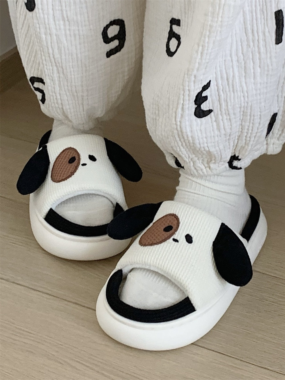 Cartoon Dog Thick Sole Linen Slippers Couples Home Four Seasons Anti Slip Cotton Linen Slippers Women Spring Summer Slipper - Charlie Dolly