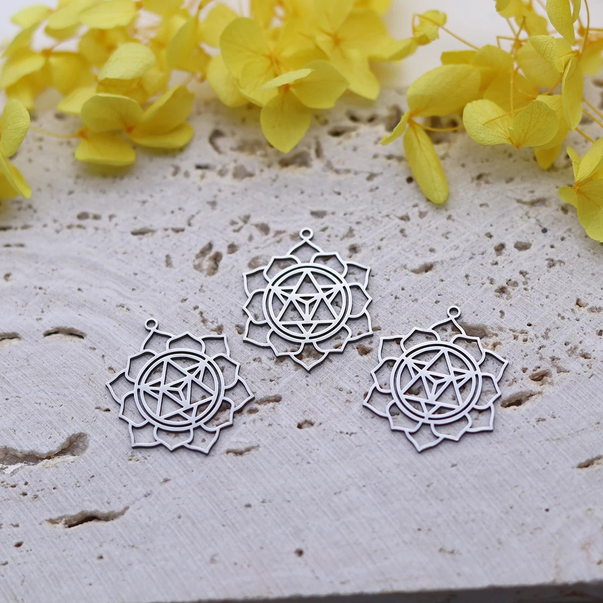 3PCS DIY Amulet Lotus Flower Yogo Buddha Stainless Steel Pendant Charm For Jewelry Making Necklace Religion Crescent diy Supplie