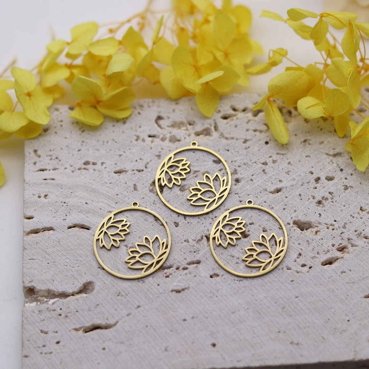 3PCS DIY Amulet Lotus Flower Yogo Buddha Stainless Steel Pendant Charm For Jewelry Making Necklace Religion Crescent diy Supplie